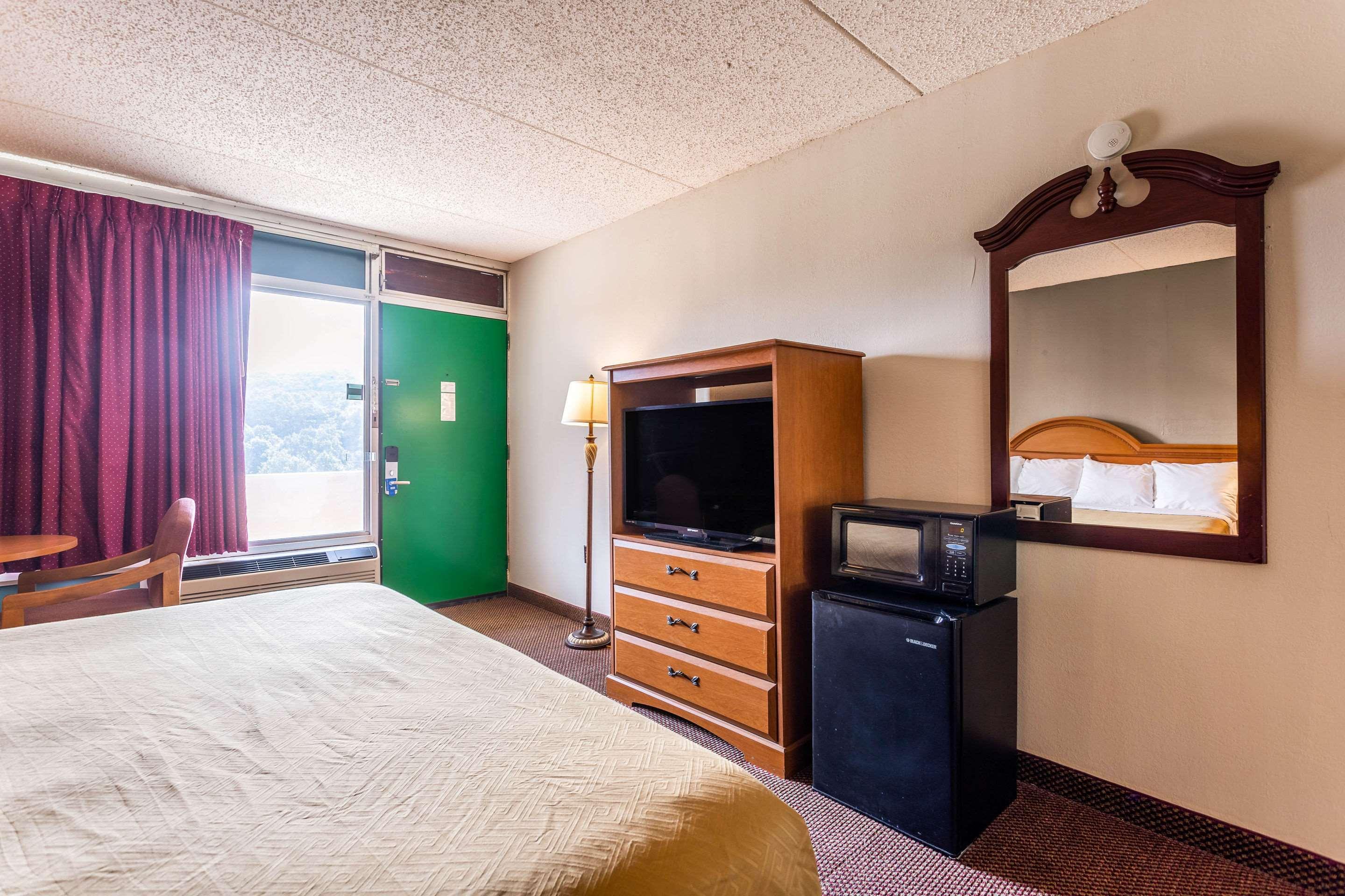Rodeway Inn Renfro Valley Mount Vernon Esterno foto